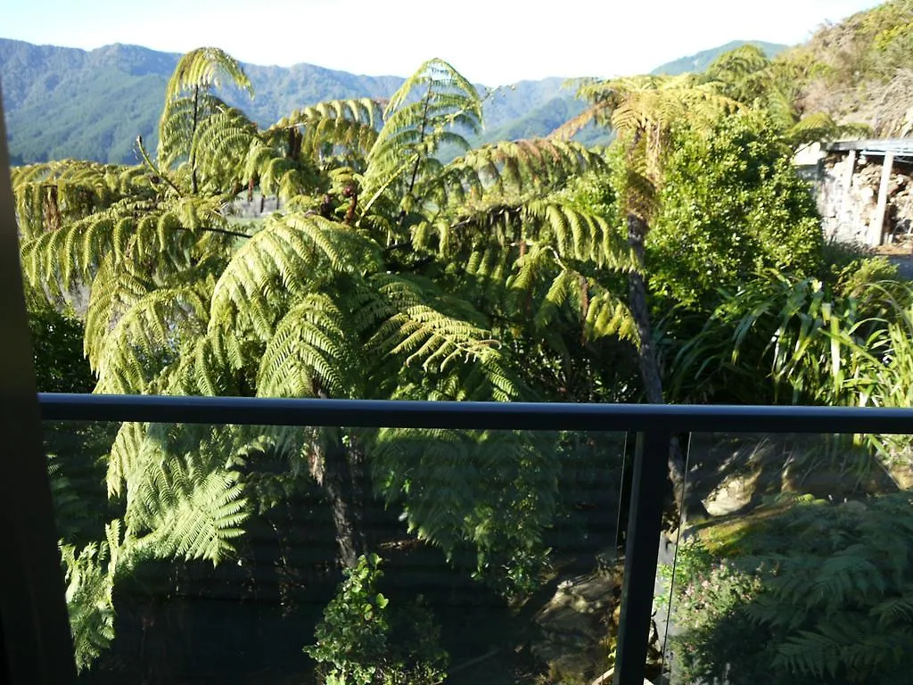 Okiwa Bay Lodge Picton New Zealand